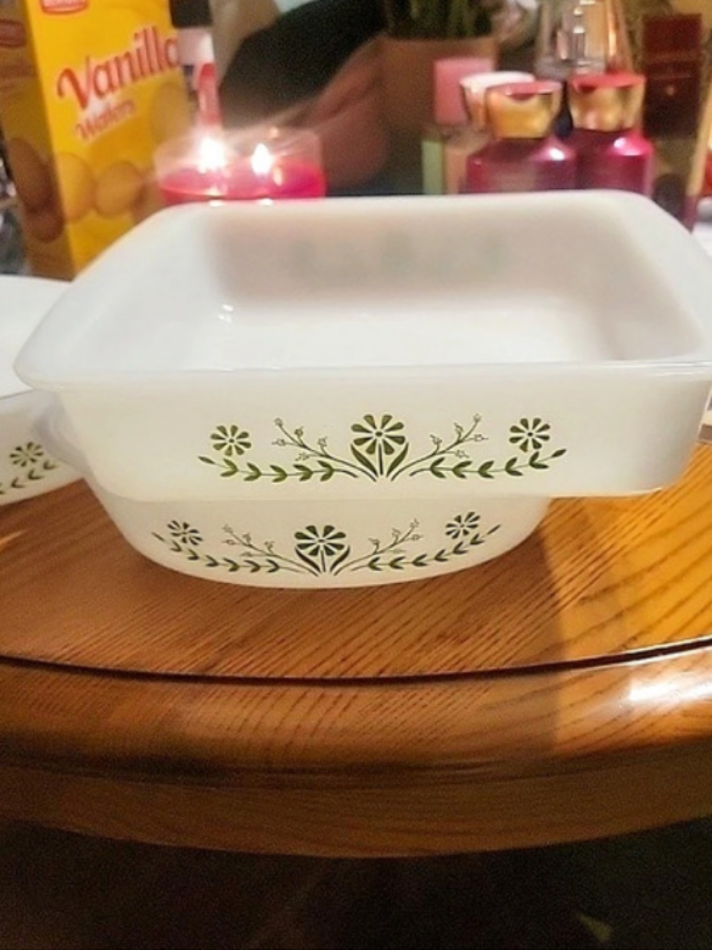 Glassbake Spring Blossom Green / Crazy Daisy Refrigerator Dish #0503